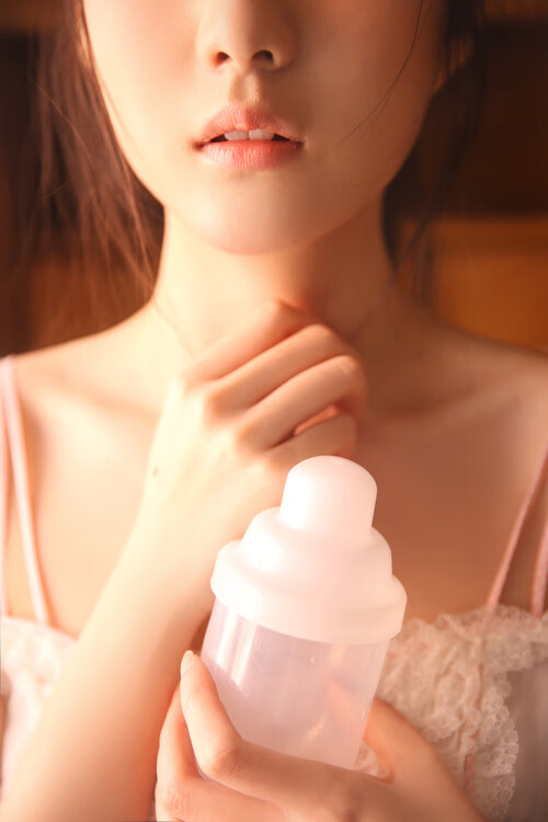 教练调度风格是否直接影响球队体能分配方式,教练员如何有效调控运动员参赛过程