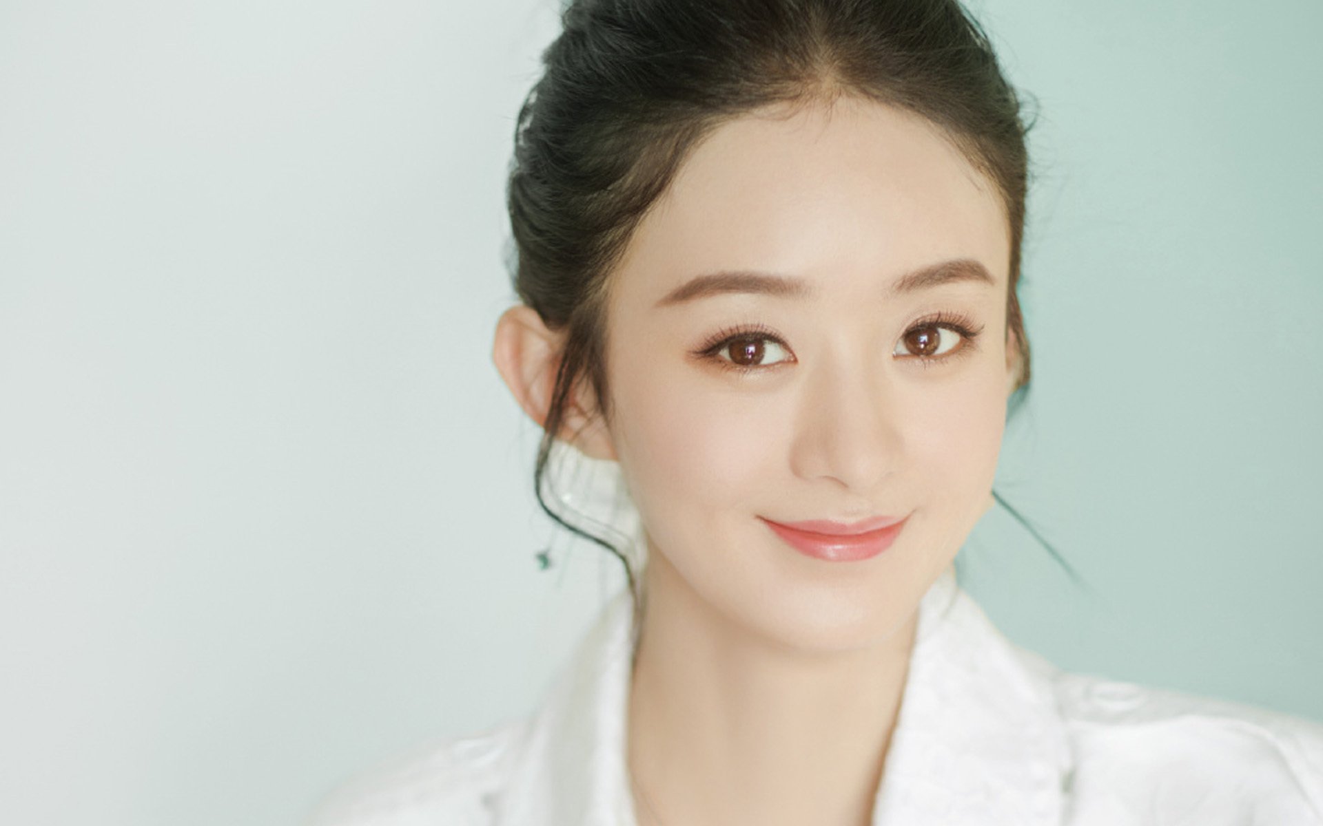 贝尔哈德·福特：凭借无畏的防守精神，增强了全黑队的硬实力，贝尔福特妻子纳丁